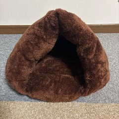 猫ハウス2個の画像