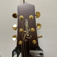TaKamine輸入モデル　タカミネ　ギター　12フレット６弦　約2m純正ハードケース付き🎵🎵価格交渉大歓迎😁🎵弦張り替え済み🎵の画像