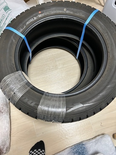 215/60 17Rスタッドレスタイヤ