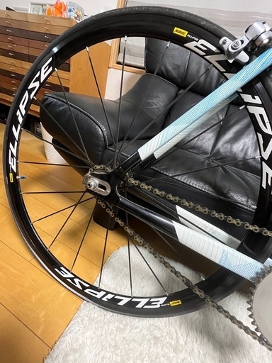 チネリ　マッシュ完成車　ペダル抜き