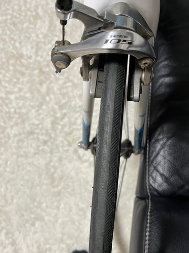 チネリ　マッシュ完成車　ペダル抜き