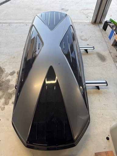 THULE ルーフボックス&キャリアベース