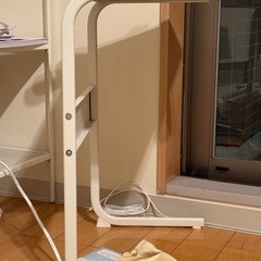 IKEA テーブル