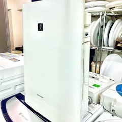 配送可能　保証付き 2019年製シャープ SHARP 高濃度プラズマクラスター7000 加湿空気清浄機 （プラズマクラスター13畳まで 加湿15畳まで 空気清浄23畳まで） ホワイト系 KC-G50-Wの画像
