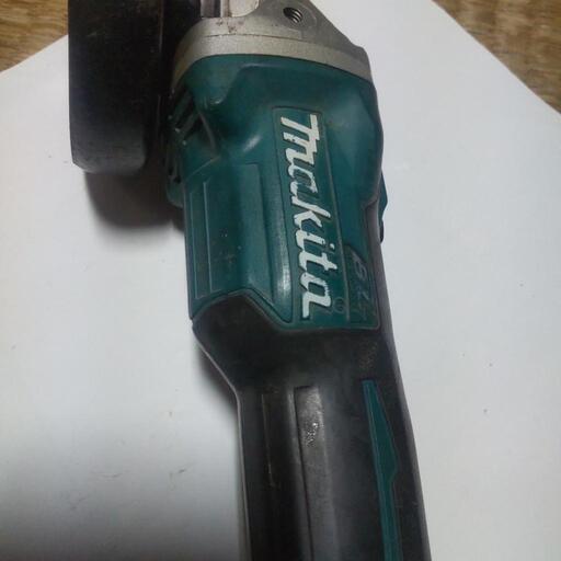 マキタ充電18Vディスクグラインダー中古