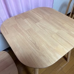 【取引完了】【期間限定】大人気【Emma】エマのダイニングテーブル椅子セット　使用期間2年の画像