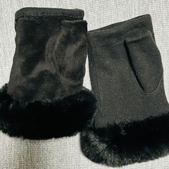 指なし手袋 ブラックの画像