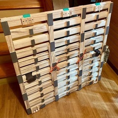 折りたたみできるすのこ(ベット・敷布団用)の画像