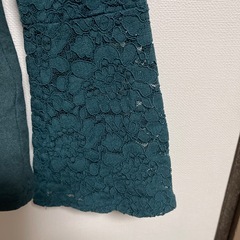 salireの服の画像