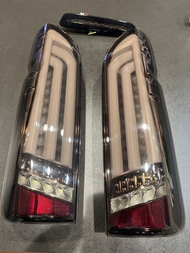 ハイエーステールランプヴァレンティセットRevo美品