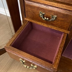 アクセサリーボックス　アンティークの画像