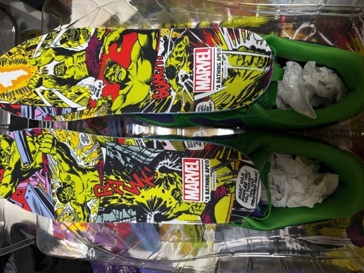 BAPESTA×MARVEL スニーカー