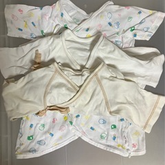 新生児　肌着スナップ付き古着