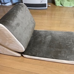 ごろ寝クッション
