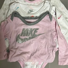 NIKEロンパース古着