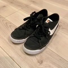 NIKE  ナイキ　スニーカー　27cm