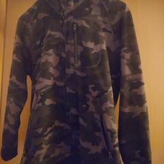 BEAMSメンズパーカー