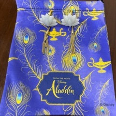 【VENDOME BOUTIQUE】アラジン 蓮の花デザインイヤリング