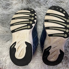 瞬足　2足で800円！スニーカー　靴　16 16.5 室見ガーデン　赤坂ガーデン　百道ガーデン　保育園の画像