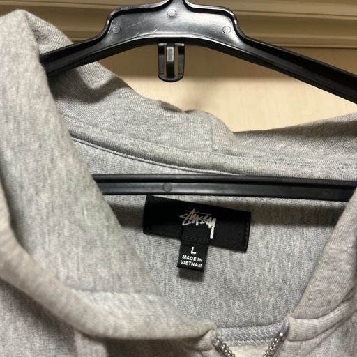 STUSSY ジップパーカー