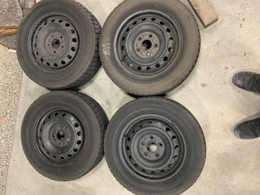 15x6J  5H 鉄チン　195/65R15　ヨコハマ　アイスガード　スタッドレスタイヤ ノア ヴォクシー 4本