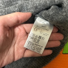 SALE❗️Hushush Vネックニット の画像