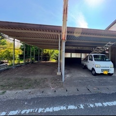 10畳の作業場付4台ガレージ