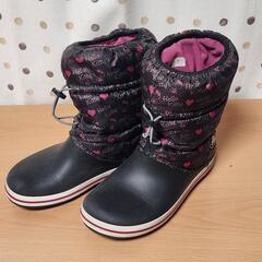crocsクロックスハローキティコラボスノーブーツ23～24cm...