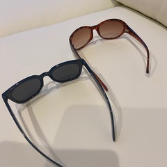 高紫外線カットサングラス２つセット未使用品の画像