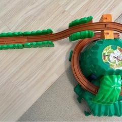 トーマス　プラレール　ドキドキマウンテン