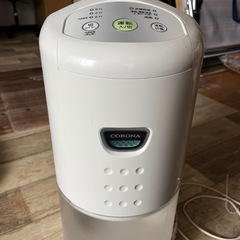 【最終値下げ】コロナ製　除湿器の画像