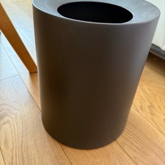 【取引中】袋が見えないゴミ箱　ダークブラウン