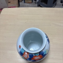 伊万里焼・鍋島焼・青山窯・花瓶の画像