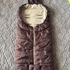 【美品】日本育児フリースフットマフ（ブラウン）の画像