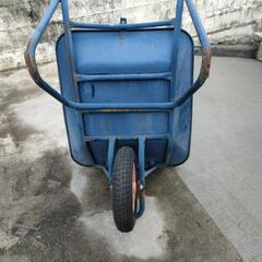 １輪運搬車の画像