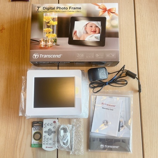 【美品】デジタルフォトフレーム Transcend PF730 ７インチ