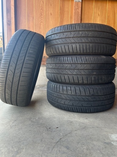 中古タイヤ組み換え無料215/55R17 94V