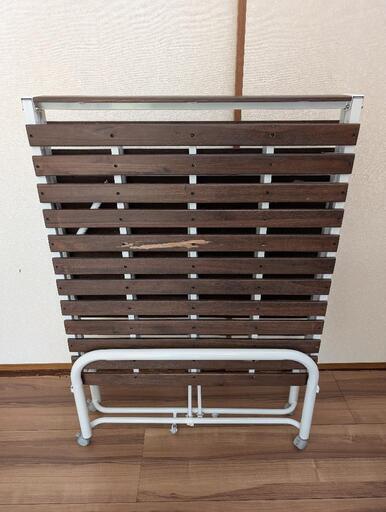 ☆お譲りします☆　木製　折り畳みパイプベッド　Used品