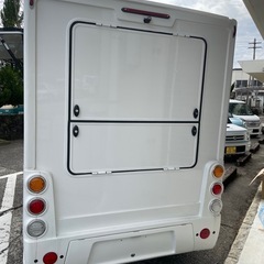 キッチンカー使用の画像