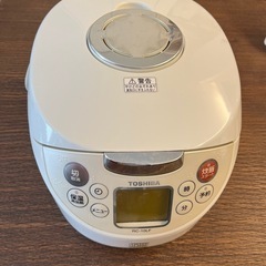 炊飯器　TOSHIBA 5.5合炊き