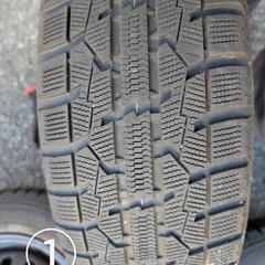 スタッドレスタイヤ/ホイール 4本セット 15インチ 6JJ PCD114.3 5穴 タイヤ195-65R15 です。の画像