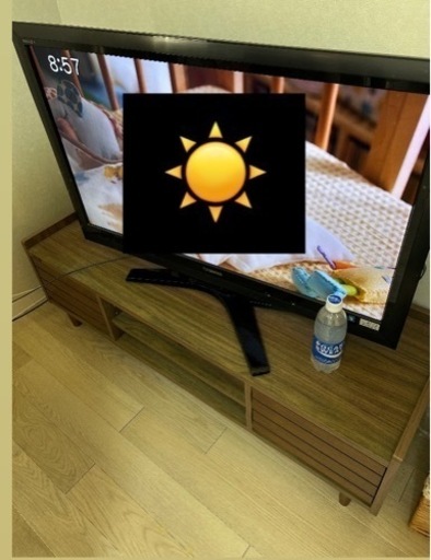テレビ台とテレビ　一つ1000円
