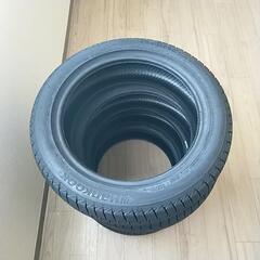 新品スタッドレスタイヤ4本セットの画像