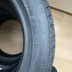 新品スタッドレスタイヤ4本セットの画像