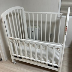 KATOJI ミニ ベビーベッド (白)お譲り致します