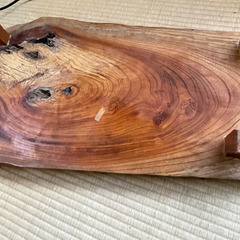 足付き木製台　木そのもの　の画像
