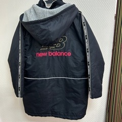 お話中　値下げ！ニューバランス　ベンチコート150