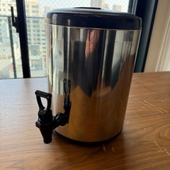 水タンク　(8L)