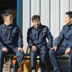 ▼正社員：電気工事現場作業員【経験者歓迎！】▼現職の給与より３万円プラス確定！スキルに応じた給与！最長47年の勤続年数の方も の画像