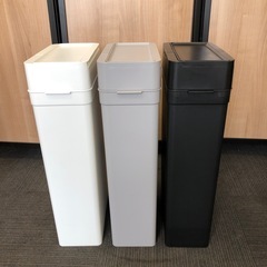 【中古品】like it ライクイット フタ付きゴミ箱 防臭 シールズ25 密閉ダストボックス ホワイト グレー 約25L 日本製の画像